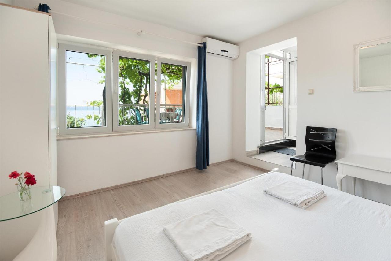 Apartments Antonija Omiš Exterior foto